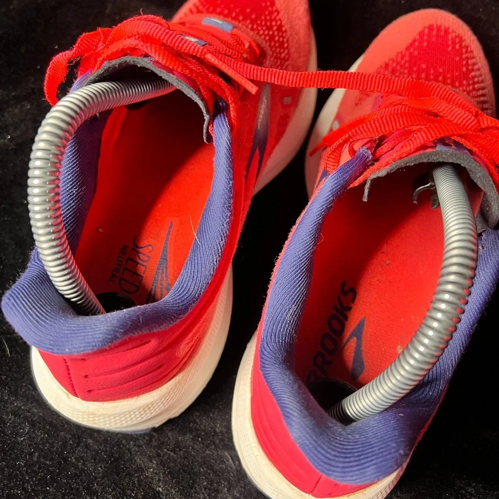 Brooks launch gts